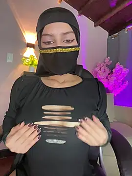 shaima   online show from 06/29/26, 07:47