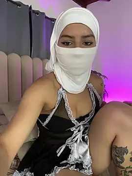 shaima   online show from 07/10/26, 07:38