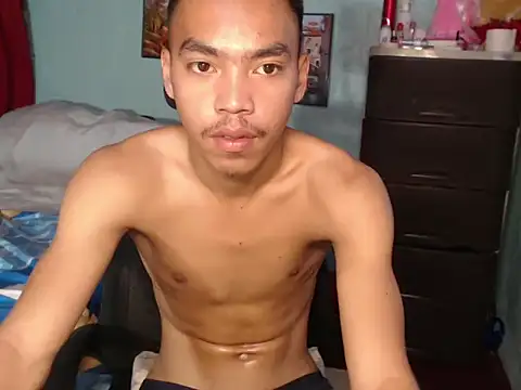 slimraz02 online show from 03/10/26, 03:00