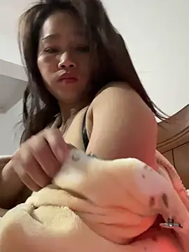 Snapshot of Zuzu-6 chatting on 01/05/26, 05:27 Zuzu-6 online show from 01/05/26, 05:27