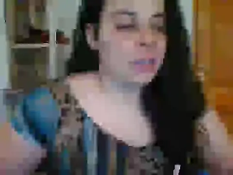 Snapshot of candyfox27 chatting on 10/27/25, 06:28 candyfox27 online show from 10/27/25, 06:28