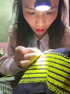 Yunzang online show from 03/20/26, 12:54