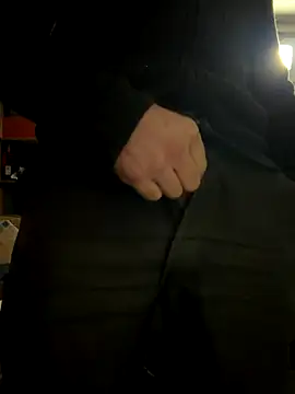 davi73d online show from 10/25/25, 05:59