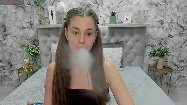 Snapshot of CandysSweet chatting on 06/23/26, 01:14 CandysSweet online show from 06/23/26, 01:14