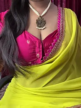 Snapshot of Ritika_janu chatting on 11/17/25, 05:57 Ritika janu online show from 11/17/25, 05:57