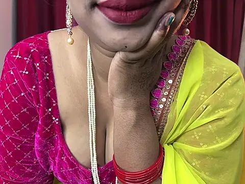 Snapshot of Ritika_janu chatting on 02/08/26, 06:06 Ritika janu online show from 02/08/26, 06:06