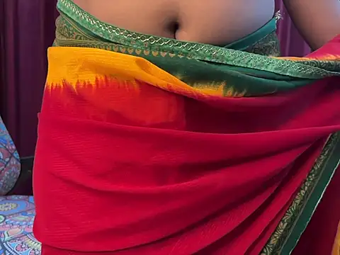 Snapshot of Ritika_janu chatting on 06/07/26, 04:38 Ritika janu online show from 06/07/26, 04:38