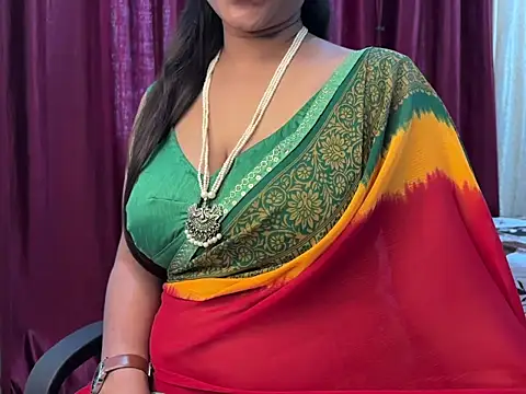 Snapshot of Ritika_janu chatting on 06/11/26, 05:27 Ritika janu online show from 06/11/26, 05:27