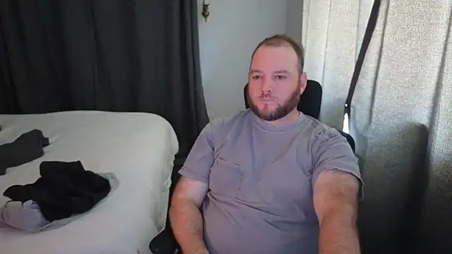 Snapshot of john_clarisa chatting on 01/19/26, 01:31 john clarisa online show from 01/19/26, 01:31