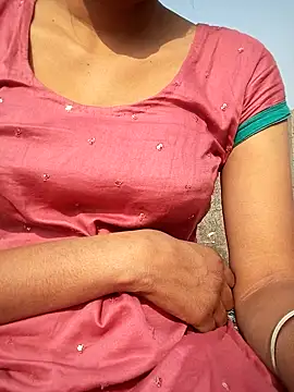 couple-open-enjoy online show from 11/18/25, 04:50