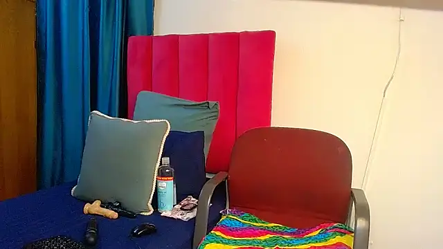 Lisa-001 online show from 01/07/26, 07:44