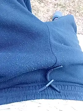 Snapshot of younggblackkCOCK19 chatting on 06/18/26, 11:25 younggblackkCOCK19 online show from 06/18/26, 11:25