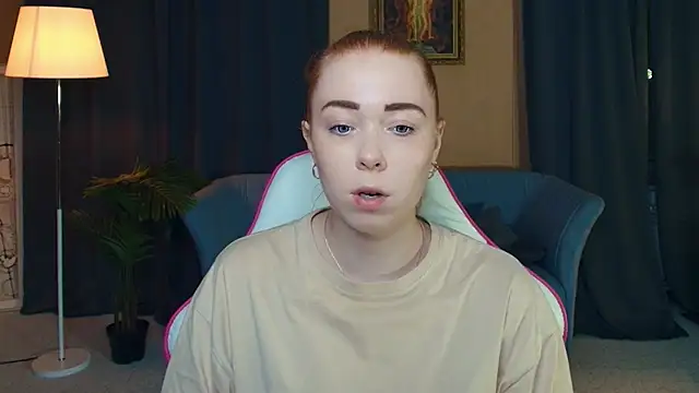 AddieOsler online show from 12/19/25, 09:11