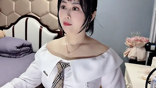 Snapshot of yaoyao22678 chatting on 05/10/26, 01:55 yaoyao22678 online show from 05/10/26, 01:55