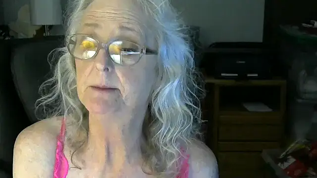 JoleneDelacroix online show from 12/03/25, 04:42