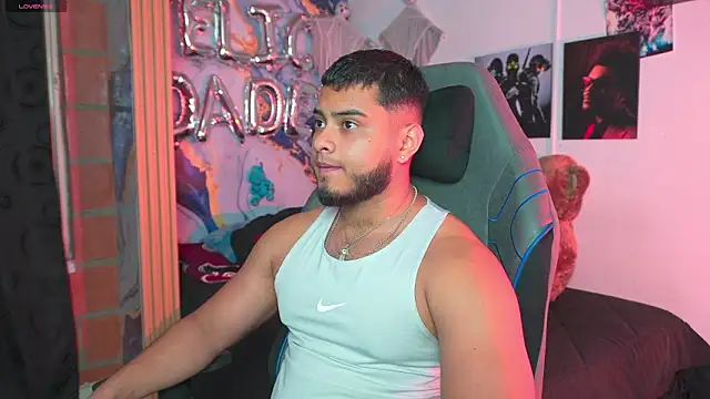 Tiler wolker online show from 03/19/26, 12:03