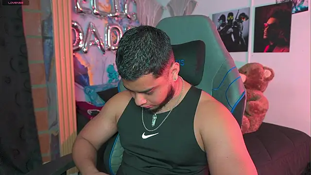 Tiler wolker online show from 03/20/26, 12:26