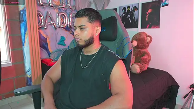 Tiler wolker online show from 03/26/26, 09:31