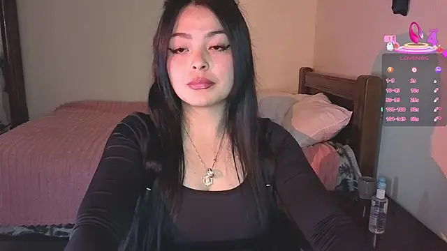 Lee Moyalune online show from 11/19/25, 04:34