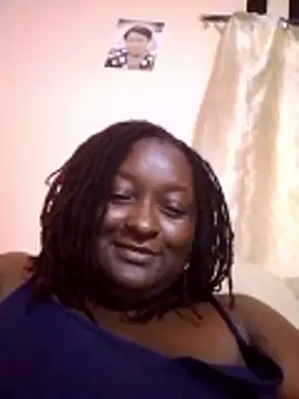 Snapshot of SweetestDIP chatting on 10/28/25, 06:39 SweetestDIP online show from 10/28/25, 06:39