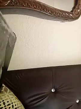 Snapshot of bubly34688 chatting on 11/04/25, 10:14 bubly34688 online show from 11/04/25, 10:14