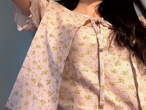 miku pipipi online show from 11/08/25, 07:30