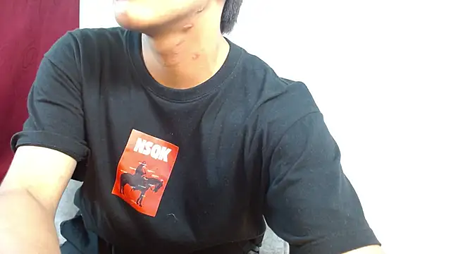 Snapshot of isak_lane chatting on 10/28/25, 01:31 isak lane online show from 10/28/25, 01:31