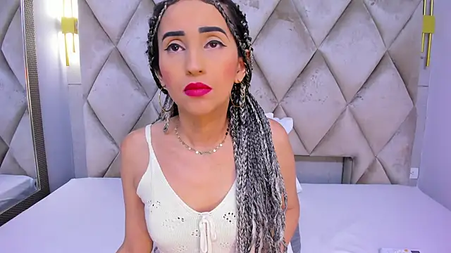 violett rabbit  online show from 01/17/26, 12:32