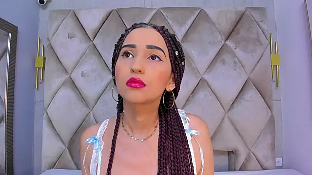 violett rabbit  online show from 03/06/26, 08:16