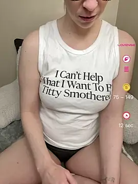 CreamedKitten online show from 04/25/26, 02:58