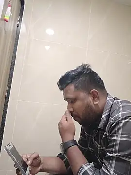Snapshot of _Ramesh_pj chatting on 05/05/26, 06:32 Ramesh pj online show from 05/05/26, 06:32