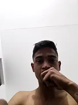 Snapshot of Dangers24 chatting on 03/21/26, 05:56 Dangers24 online show from 03/21/26, 05:56