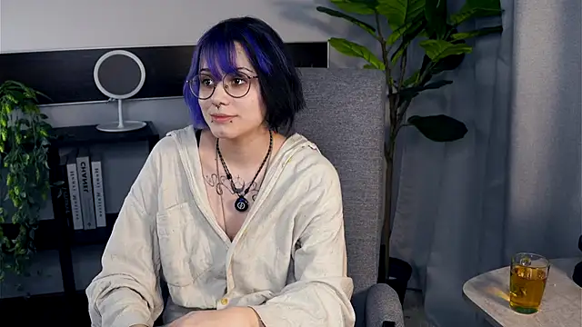 KellePourier online show from 10/26/25, 03:51