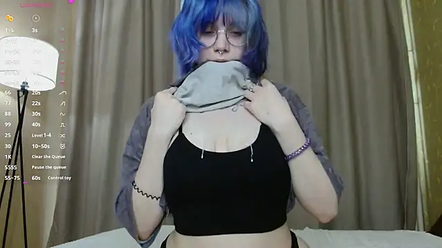 KellePourier online show from 04/15/26, 06:20