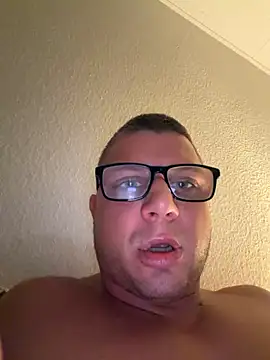 PolishBoy1995 online show from 10/26/25, 03:23