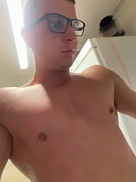 PolishBoy1995 online show from 11/12/25, 01:55
