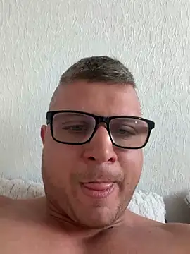 PolishBoy1995 online show from 05/11/26, 02:45