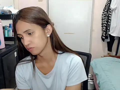 prettysam9 online show from 11/27/25, 03:08