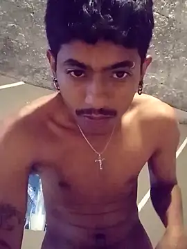 SkinniYamo online show from 04/06/26, 11:00