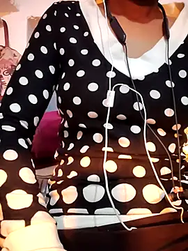 Hot-Rubyy online show from 12/02/25, 03:51