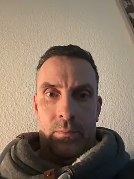 Snapshot of Stefan8254 chatting on 02/01/26, 07:01 Stefan8254 online show from 02/01/26, 07:01