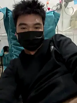 Snapshot of aiwanb chatting on 10/28/25, 03:58 aiwanb online show from 10/28/25, 03:58