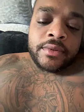 Snapshot of landongordon145 chatting on 11/01/25, 09:06 landongordon145 online show from 11/01/25, 09:06