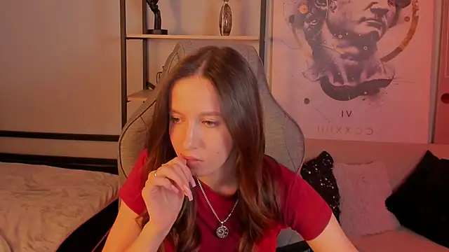 EmilyWade online show from 11/11/25, 01:22