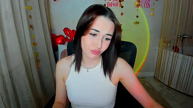 MakeYoueHappy online show from 02/08/26, 03:43