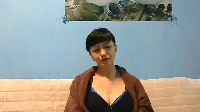Snapshot of IffetLove42 chatting on 05/16/26, 10:36 IffetLove42 online show from 05/16/26, 10:36