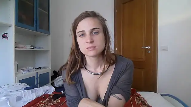 SinnEmily online show from 04/16/26, 07:20