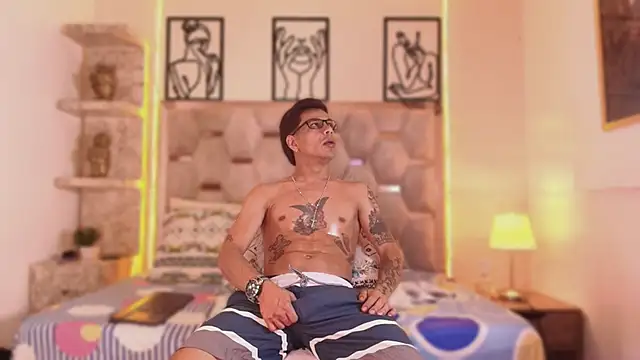 Andrew Haalls online show from 01/12/26, 08:36