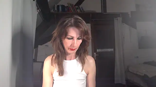 MissDyannis online show from 04/05/26, 08:06