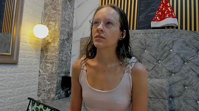 Salome cruxx online show from 11/21/25, 11:20